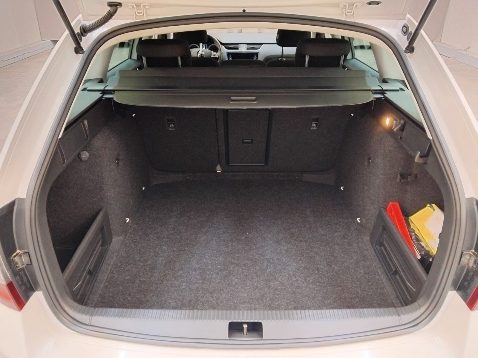 Skoda Octavia (08/2019, Benzin)