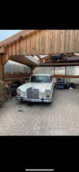 Mercedes-Benz Mercedes Heckflosse w110 Benzin - Mercedes-Benz W110 Heckflosse