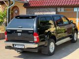 Toyota Hilux Double Cab Executive 4x4 - Toyota Hilux aus 2016 mit Diesel-Antrieb