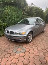 BMW 318 Baureihe 3 Lim. 318i - BMW 318 mit Benzin-Antrieb: Limousine