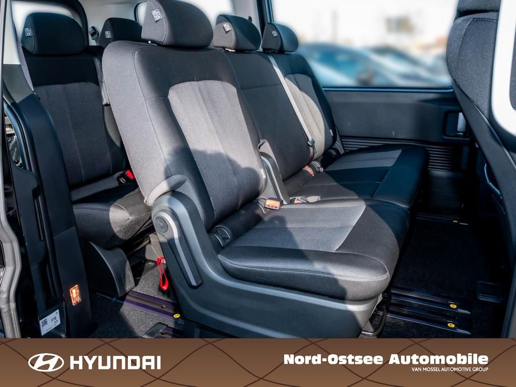 Fahrzeugabbildung Hyundai STARIA HEV 9-Sitzer Trend Easy-Access-Paket