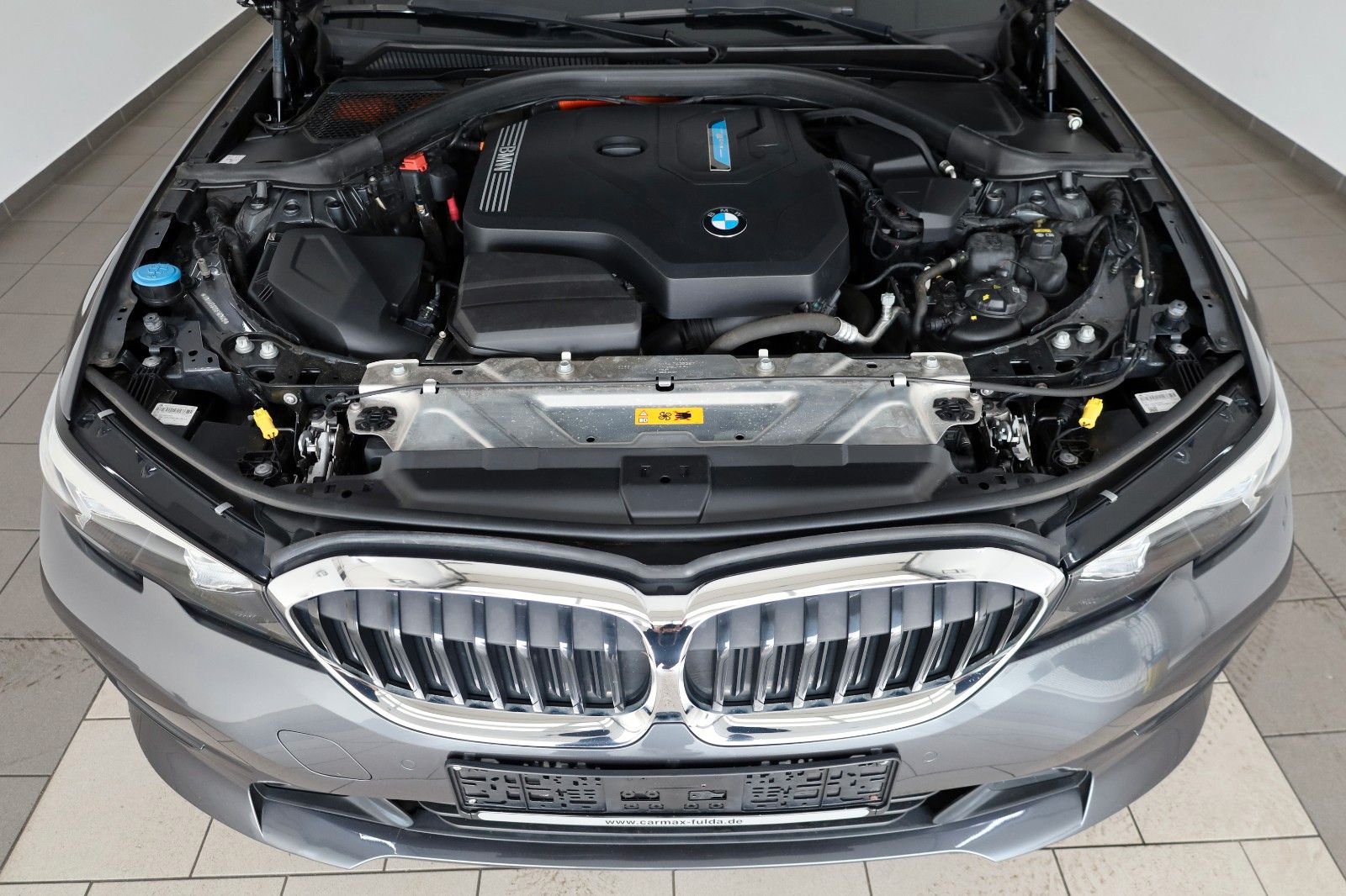 Fahrzeugabbildung BMW 320 e Advantage,Lim. Leder,Navi,LED,SH,Kamera