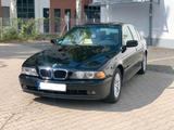 BMW 525i Facelift Xenon Navi AHK - BMW 525 aus 2000: 525i