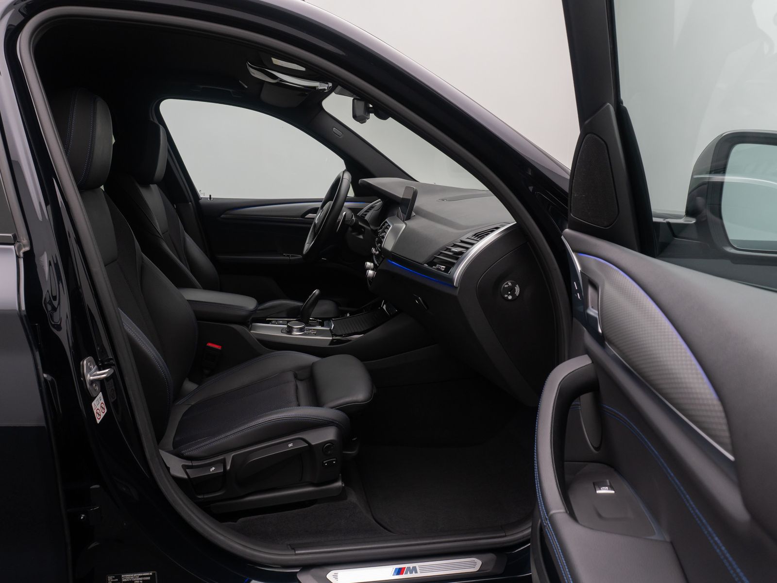 Fahrzeugabbildung BMW X3 xD20i M Sport Alarm HUD DAB Kamera HiFi Komfo