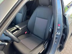 Fahrzeugabbildung Mercedes-Benz C200d T Avantgarde DISTRONIC LED NIGHT BURMESTER