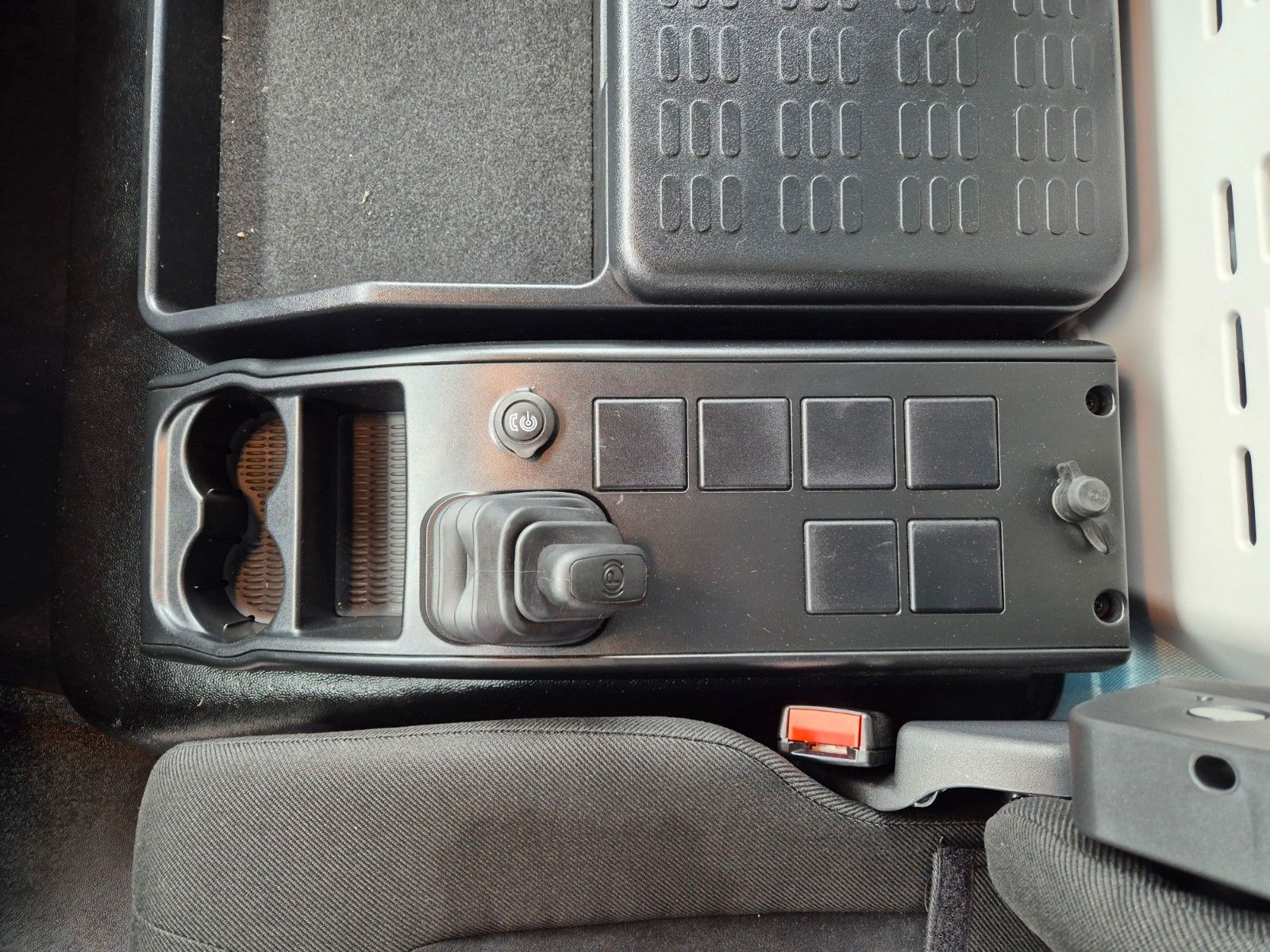 Fahrzeugabbildung Iveco Eurocargo ML160E28/P LBW Bär ThermoKing T-1200R