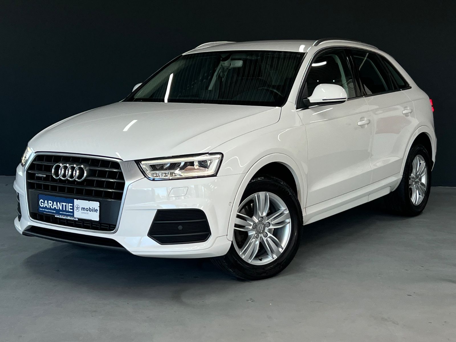 AUDI Q3 2.0 Sport Quattro Kamera Keyless Navi LED