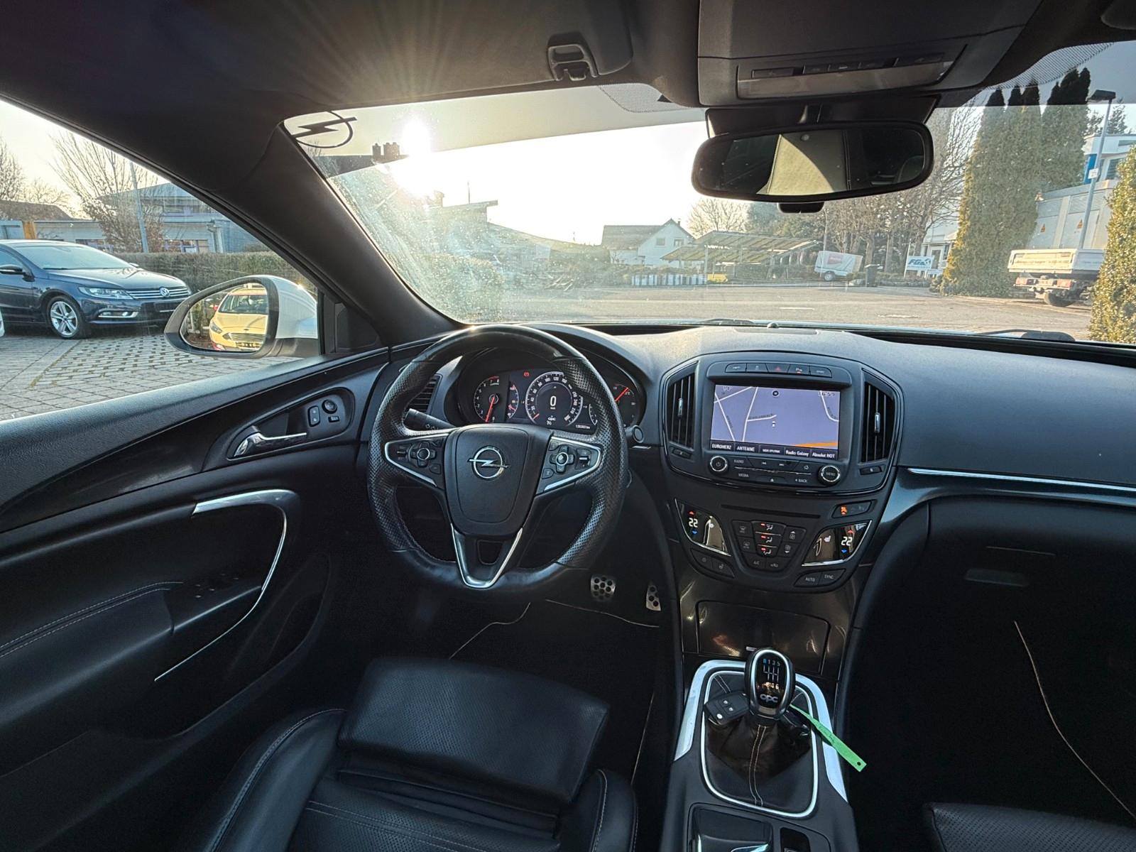 Opel Insignia OPC 2.8 V6 Turbo | 325 ch | BVM | Sièges Recaro cuir | GPS | Caméra de recul | Xénon | Volant chauffant