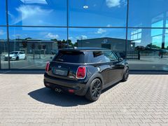 Fahrzeugabbildung MINI Cooper S *LED*NAVI*KLIMA*SHZ*SPORT*CARPLAY*