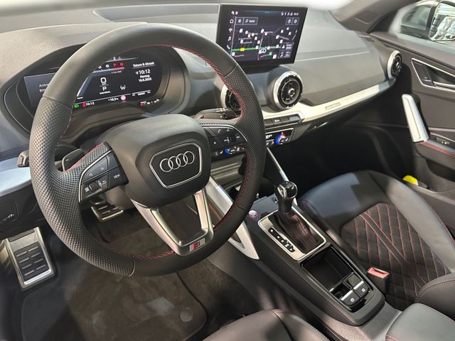 SQ2 TFSI QUATT MATRIX+NAVI+AHK+PANO+KAMERA+LEDER