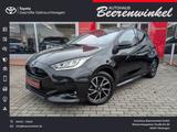 Toyota Yaris 1.5-l-VVT-i Hybrid CVT Team Deutschl *PDC* - Toyota Yaris mit Benzin-Antrieb: Limousine, Automatik