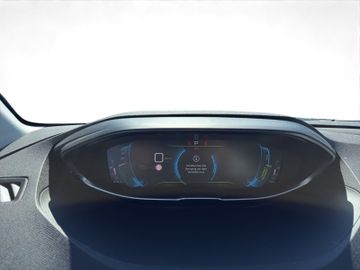Peugeot 3008 trip 1.6 225 Road Trip 360+Kam.+LED