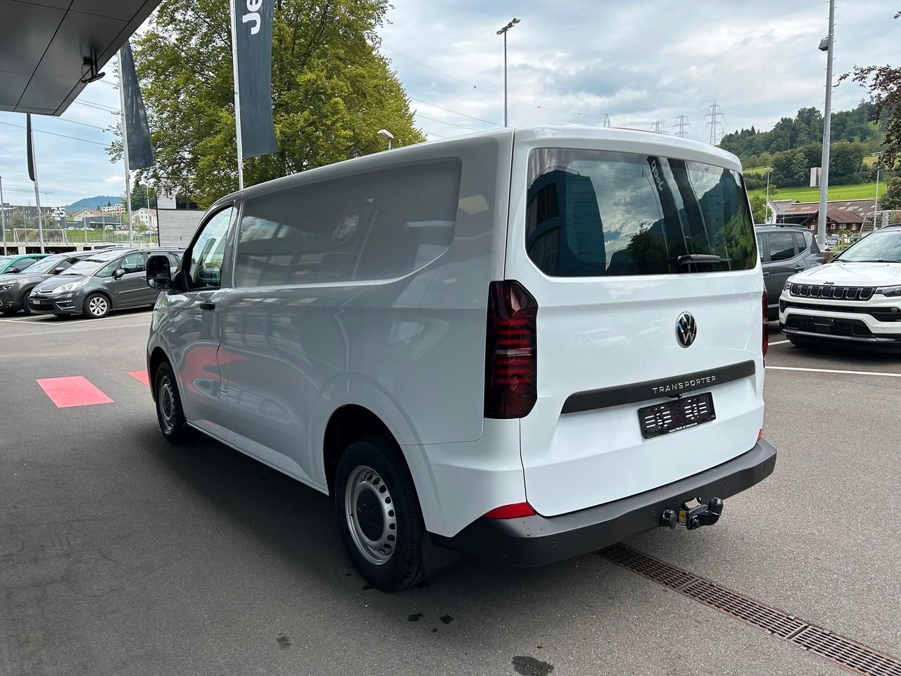 Volkswagen T7 weiss+grau Heckklappe mit Fenster  LED - PDC