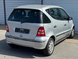 Mercedes-Benz A160 Automatik lang-TÜV 04/27-Klima-PDC-Scheckhe - Mercedes-Benz A 160 in Düsseldorf