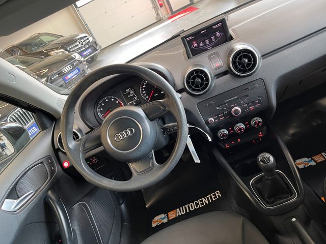 Audi A1 attraction *Klimaauto.*Sitzheizung*TÜV0327*