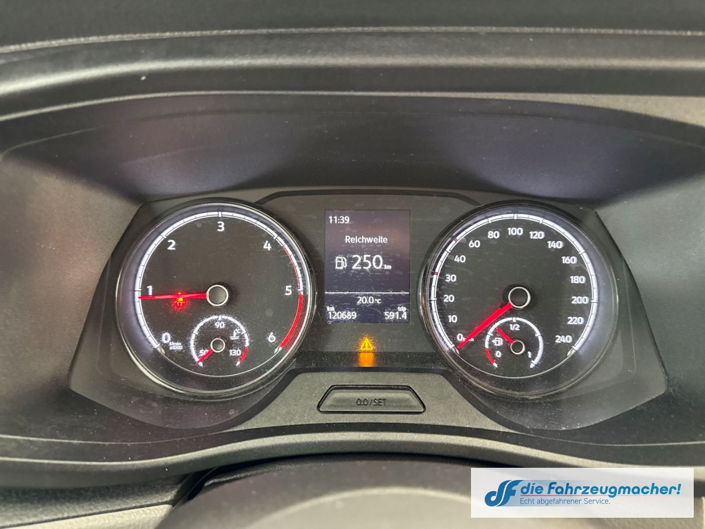 Fahrzeugabbildung Volkswagen Transporter T6.1 Kasten AHK DAB 2x Schiebetür 15