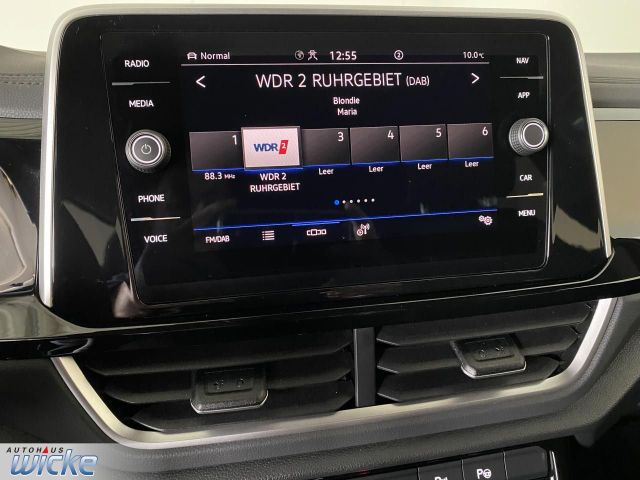 T-Roc 1.5 TSI DSG R-Line NAVI KLIMA AHK REAR VIE