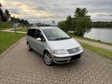 Volkswagen VW Sharan 2.0 TDI - 7Sitzer-Carplay-Unfallfrei - VW Sharan in Bonn