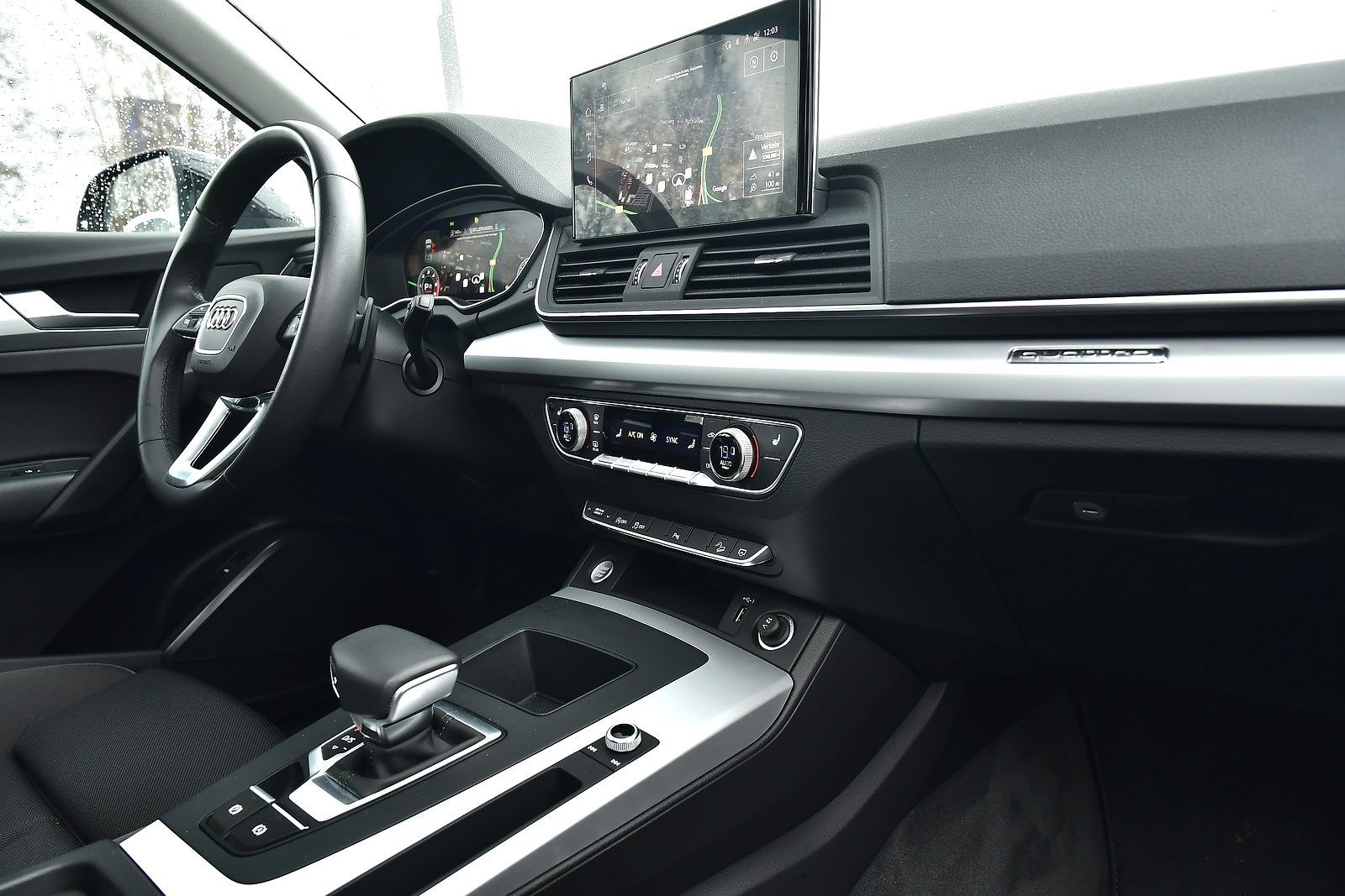 Fahrzeugabbildung Audi Q5 40 2.0 TDI quattro S-line Alu Matrix-LED AHK