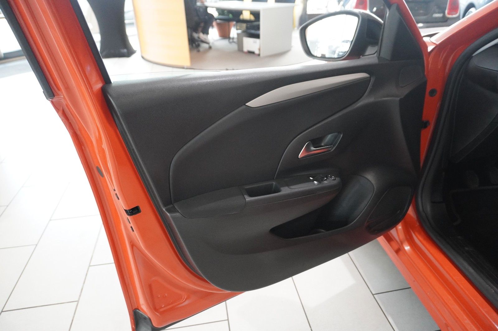 Fahrzeugabbildung Opel Corsa F 1.2T EDITION NAVI/USN/TEMP./SPORT/DAB+