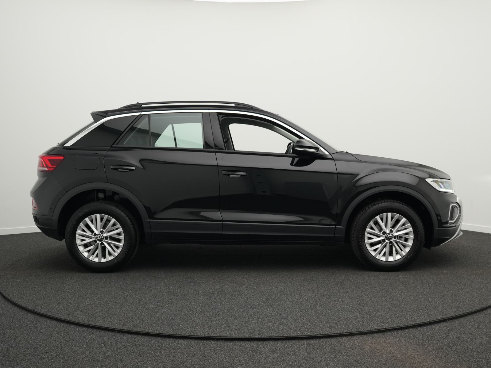 Volkswagen T-Roc - Bild 15