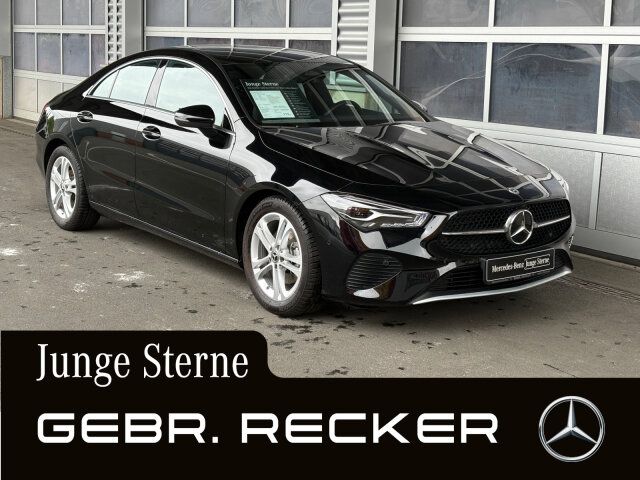MERCEDES-BENZ CLA 180 Coupé Advanced LED Kamera Spiegel-Paket