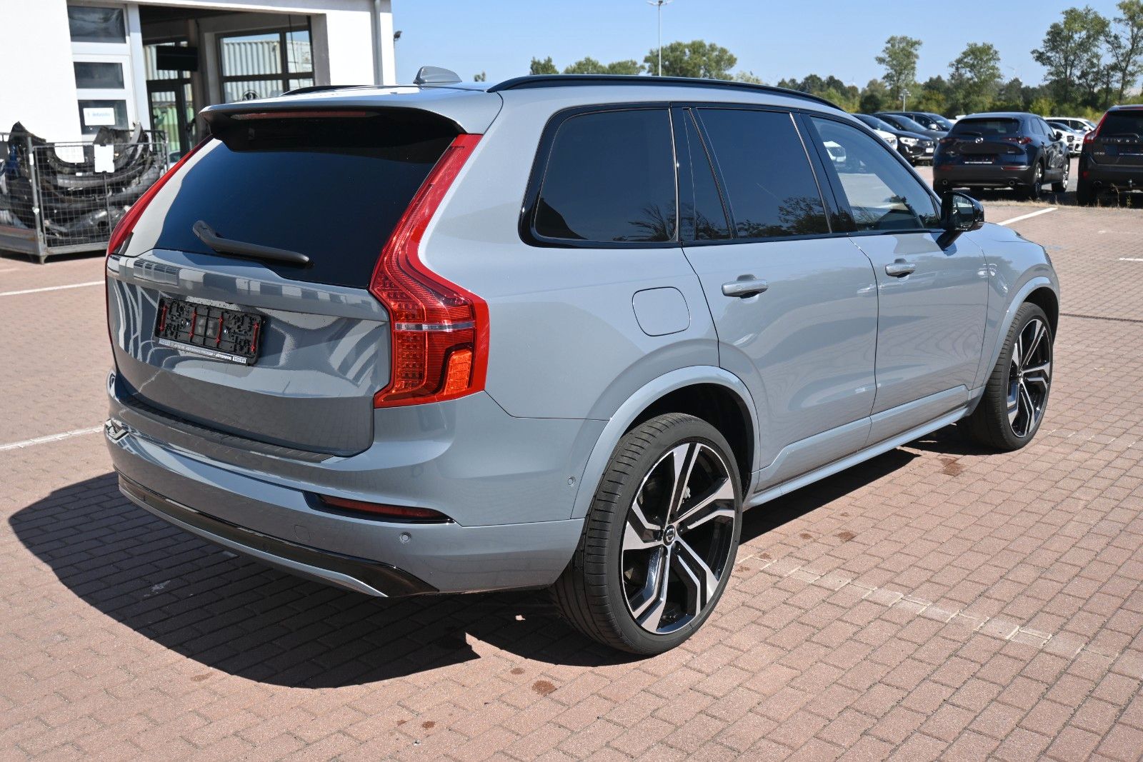 Fahrzeugabbildung Volvo XC90 B5 D AWD Ultimate Dark*STDHZG*360°*LUFT*AHK
