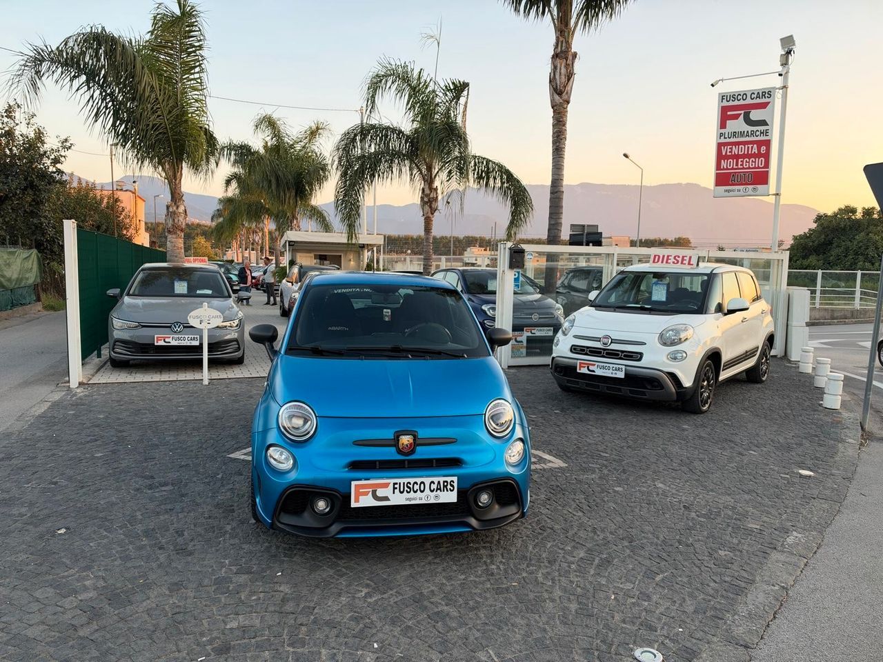 Abarth 595 1.4 Turbo T-Jet 180 CV Competizione imagem 2