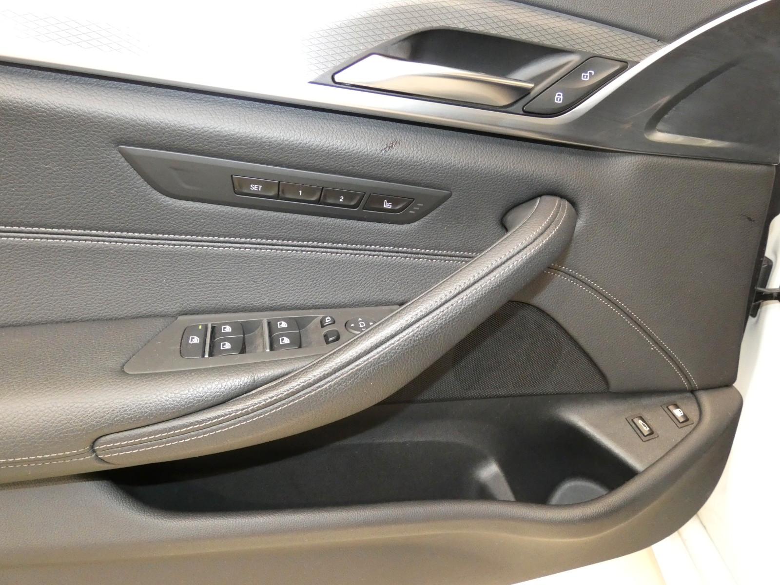 BMW 530 e xDrive M Sportpaket iPerformance*HUD*HiFi