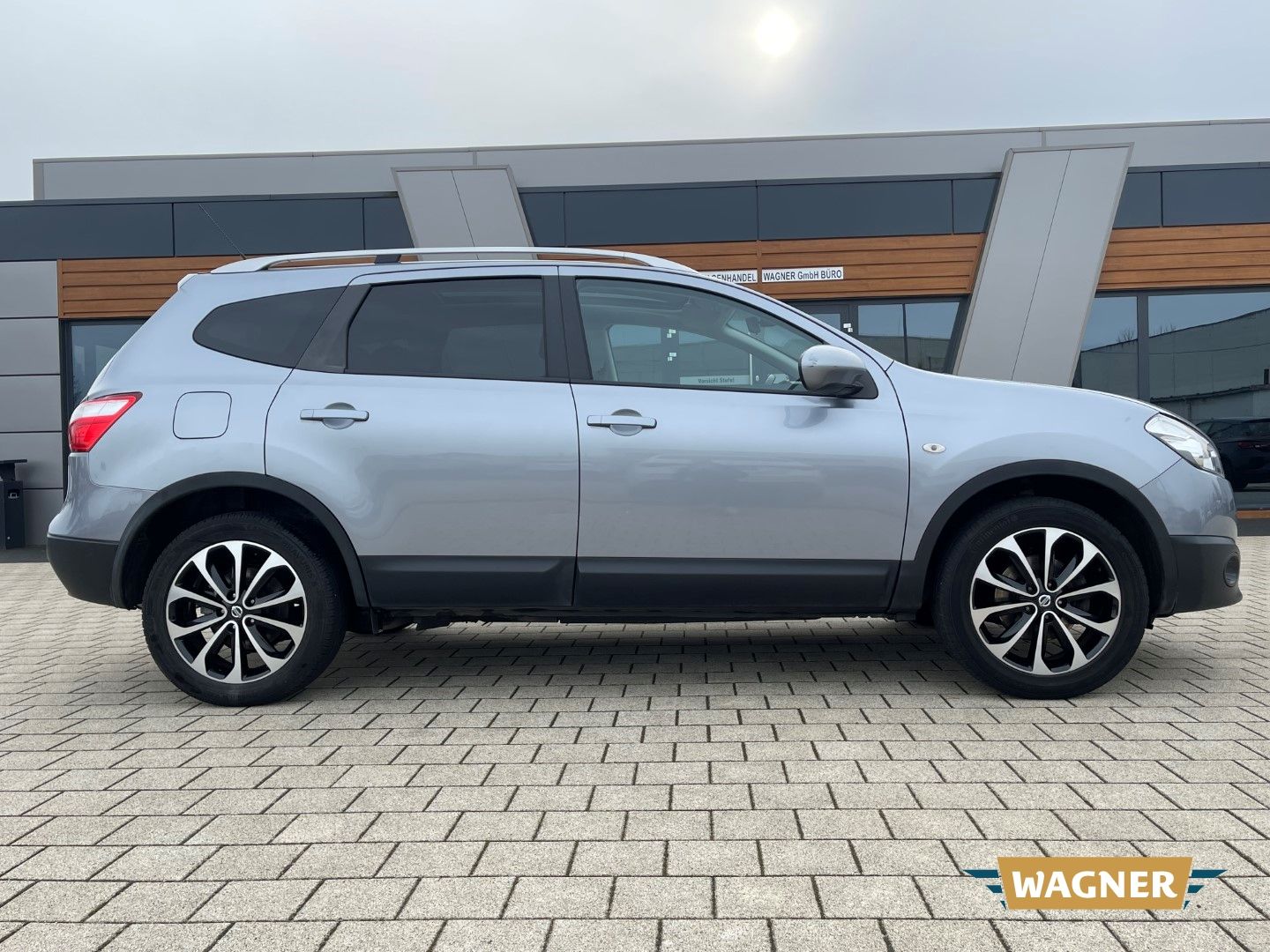 Fahrzeugabbildung Nissan Qashqai+2 I-Way 1.6 Klimaautomatik Tempomat