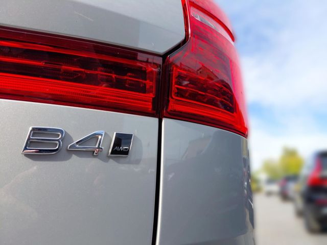 VOLVO XC 60 (Bild 27 von Array)