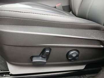 Alfa Romeo Stelvio Ti Q4 2.0 Turbo 16V +KeyLess+Kam.+SHZ