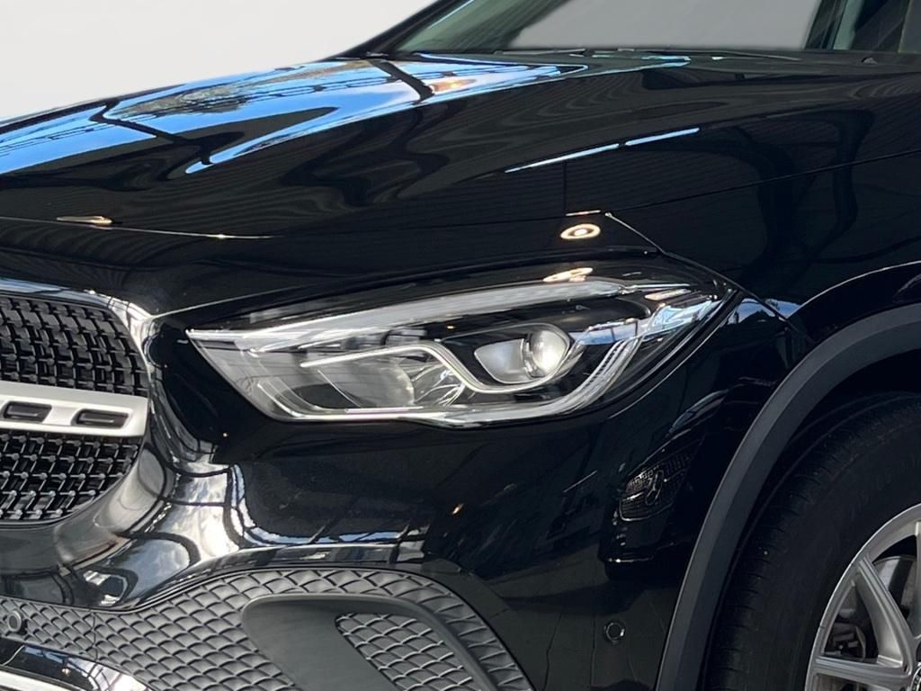 Fahrzeugabbildung Mercedes-Benz GLA 200 AUT KlimaA LED LM Navi PDC ParkAss SHZ