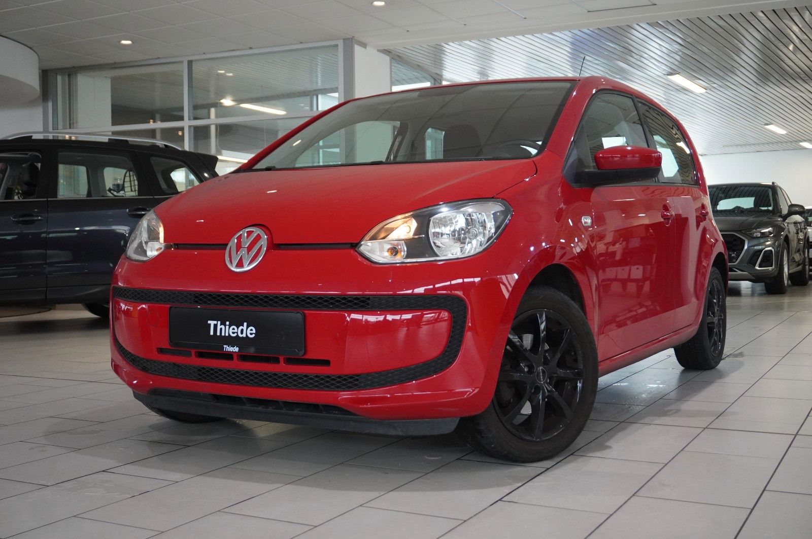 Fahrzeugabbildung Volkswagen up! 1.0 MOVE 5-TÜR AUTOMATIK KLIMA/AUX/CD
