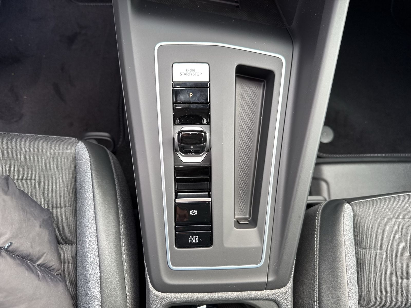 Golf Variant 1.5 TSI ENERGY, AHK, Navi, ACC DSG