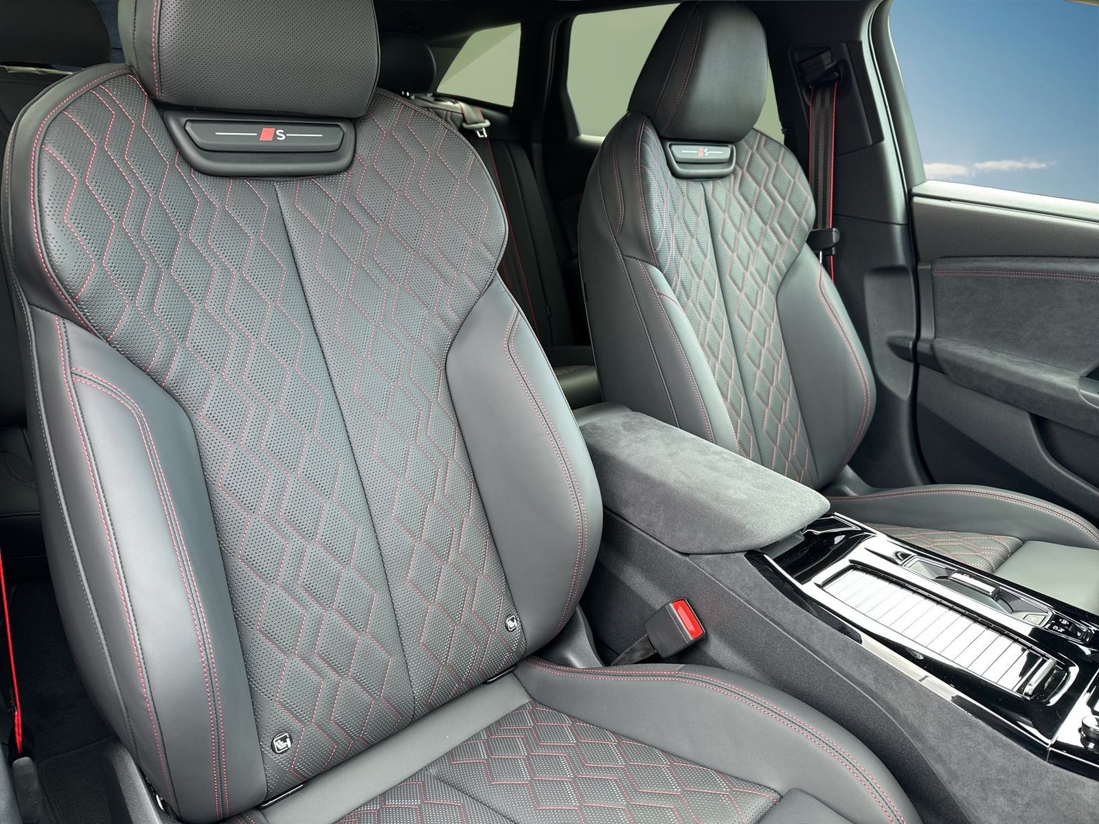 Audi A6 e-tron - Bild 22