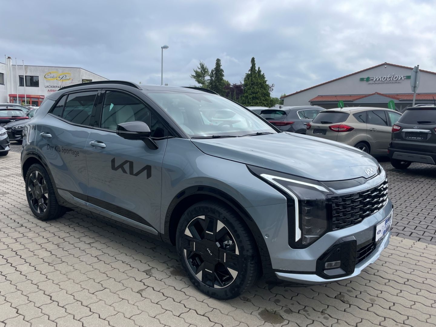 Fahrzeugabbildung Kia Sportage GT Line AWD LED Schiebedach 360Kamera