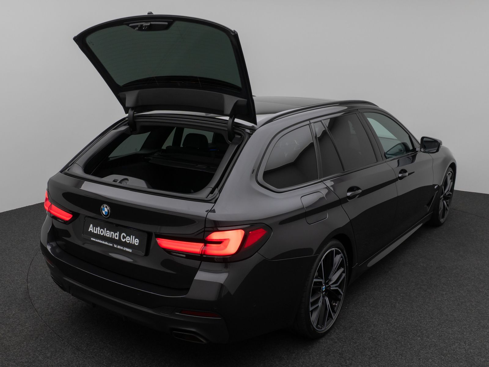 Fahrzeugabbildung BMW 540d xD M Sport Pro Laser Panorama HUD DAB H/K