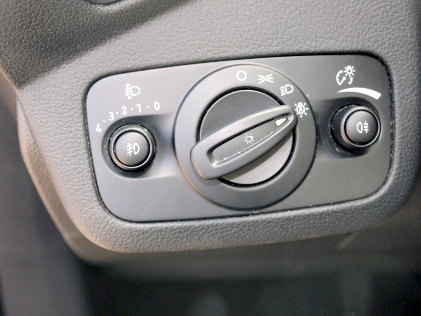 Fahrzeugabbildung Ford Kuga Cool & Connect 2,0 TDCi 4x2 Start/Stopp