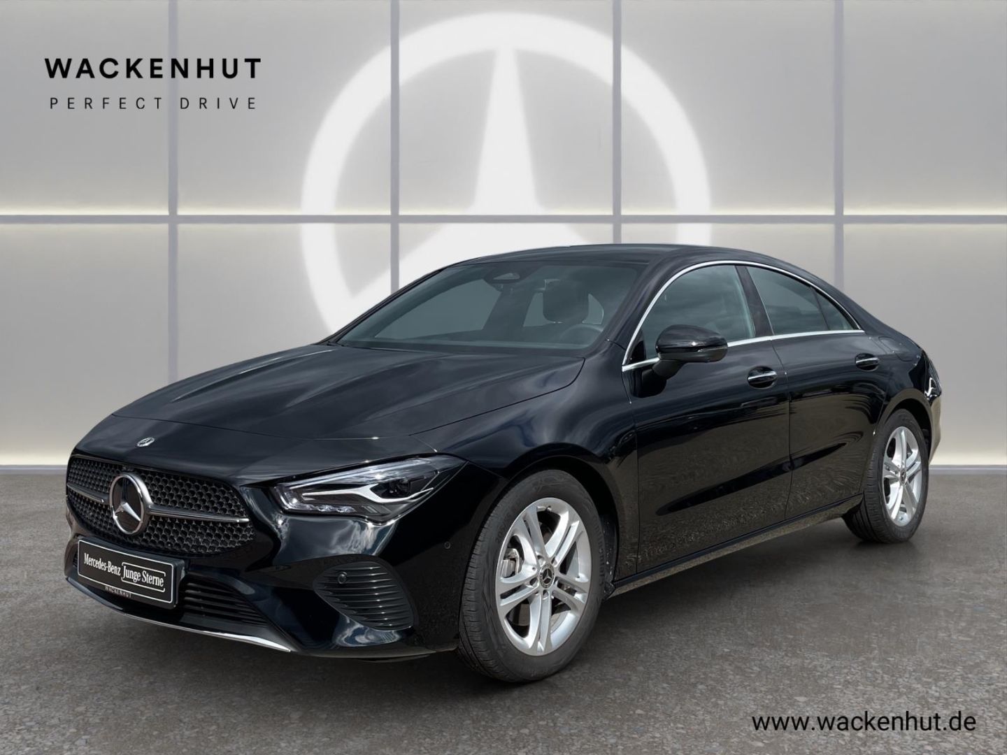 Mercedes-Benz CLA 220 d PROGRESSIVE LINE ADVANCED PLUS PAN DIS