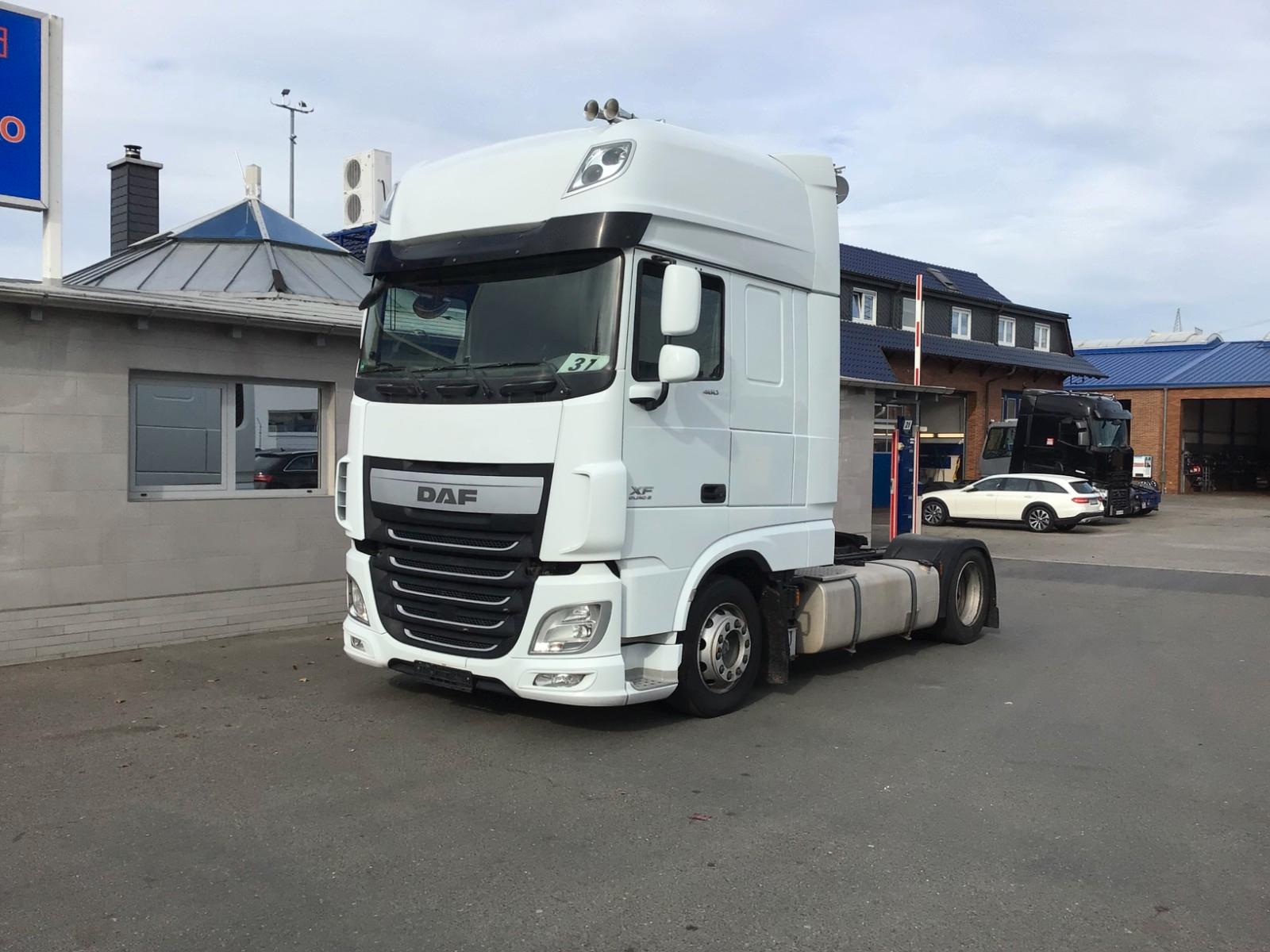 DAF XF 106.460 FT Low-Deck