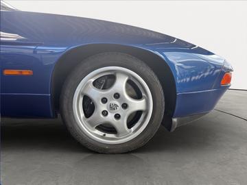 1993 Porsche 928 照片 6