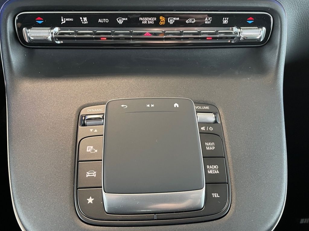 Fahrzeugabbildung Mercedes-Benz V 250 d Style lang AMG, STHZ, Sound, LED, Navi