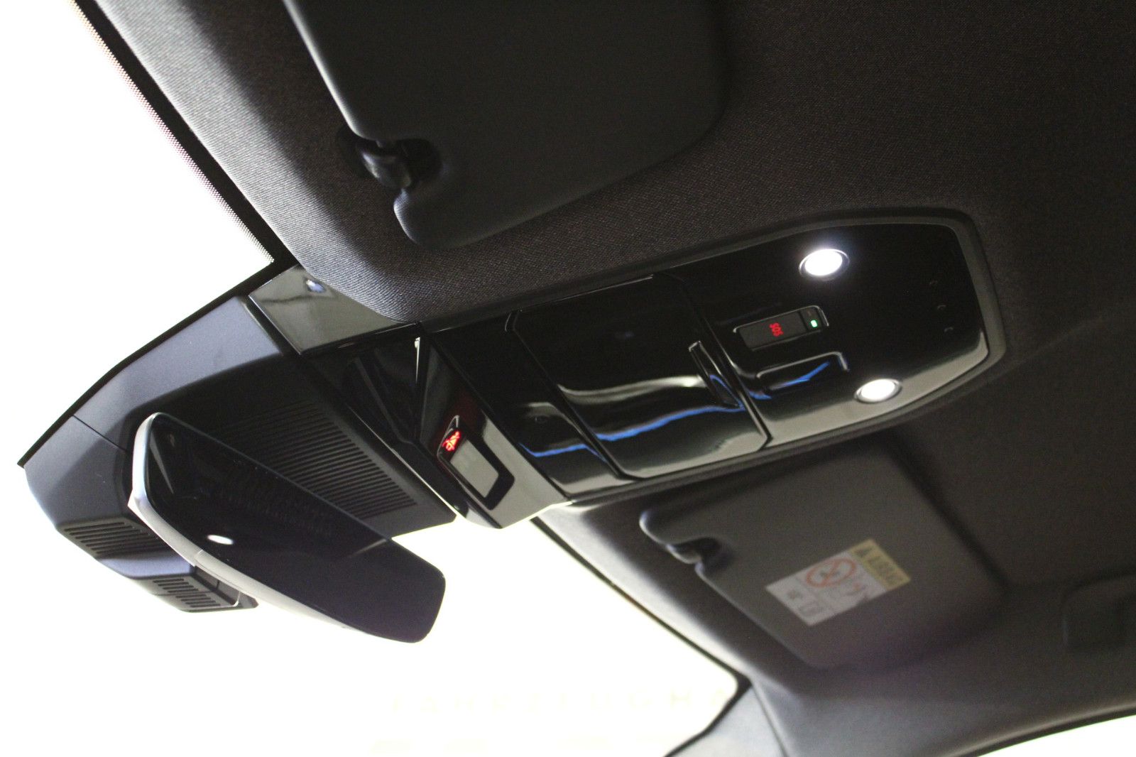 Fahrzeugabbildung Renault Austral Mild Hybrid 160 Techno Esprit Alpin