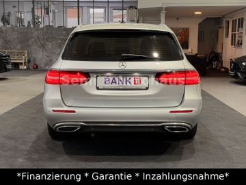 Mercedes E 220 - 5