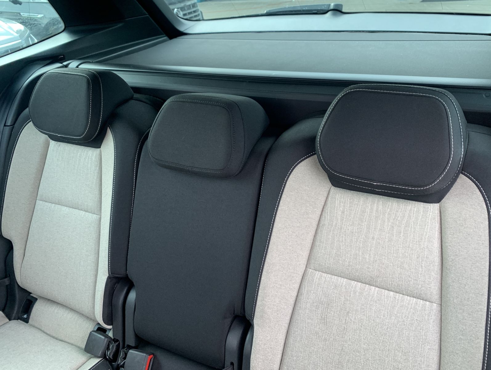 Fahrzeugabbildung SKODA Karoq 2.0 TDI*Style*LED*Navi*Pano*STHZ*CANTON*