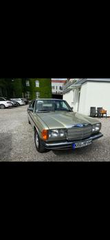 Mercedes-Benz E 230 - Mercedes-Benz E 230 von privat