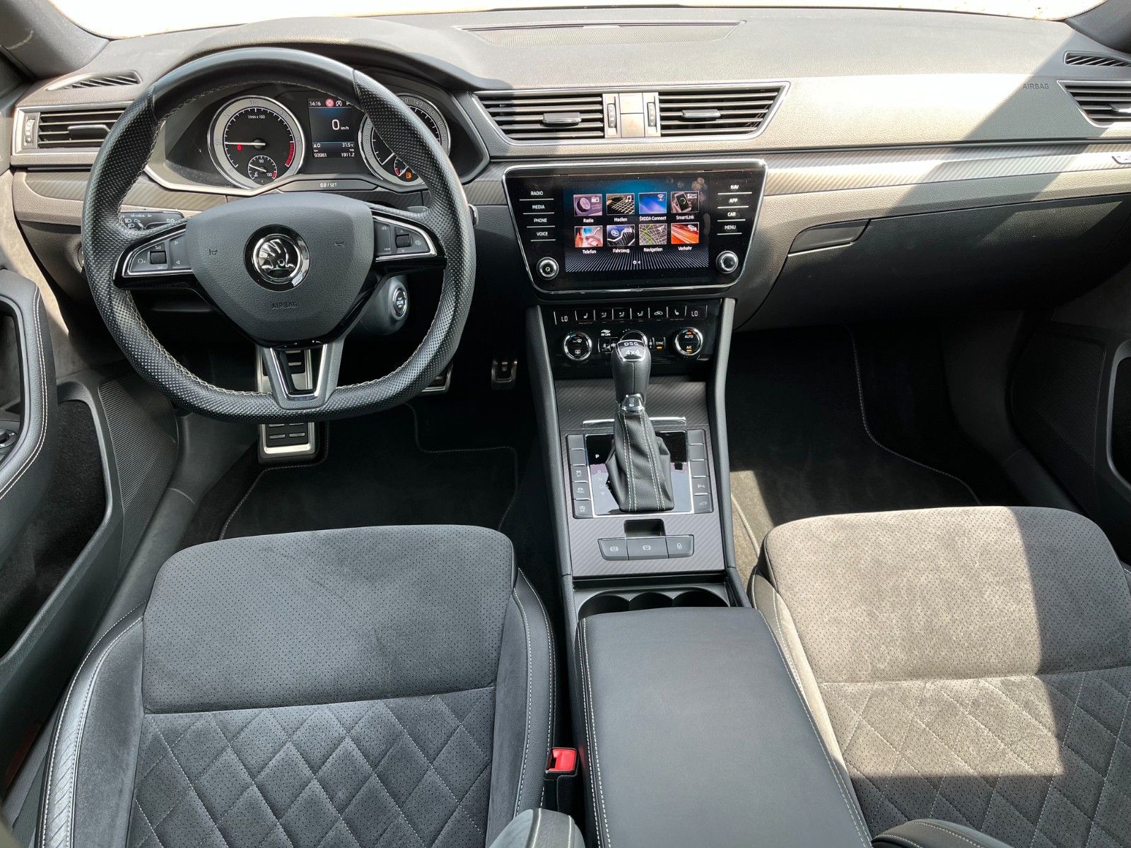 Skoda Superb Combi Sportline 4x4 +Standheizung/AHK+ foto 10