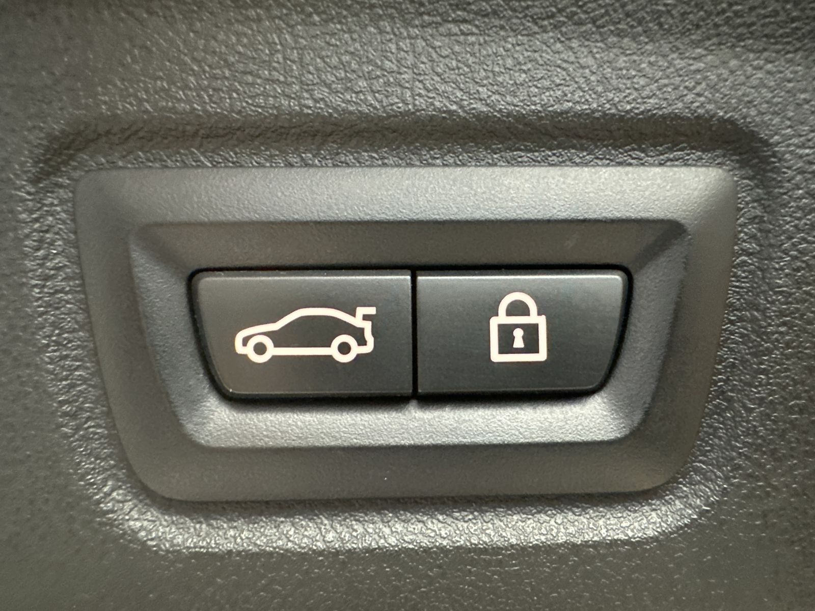 Fahrzeugabbildung BMW M440i Gran Coupé xDrive NAV+LASER+HEAD-UP+PANORA