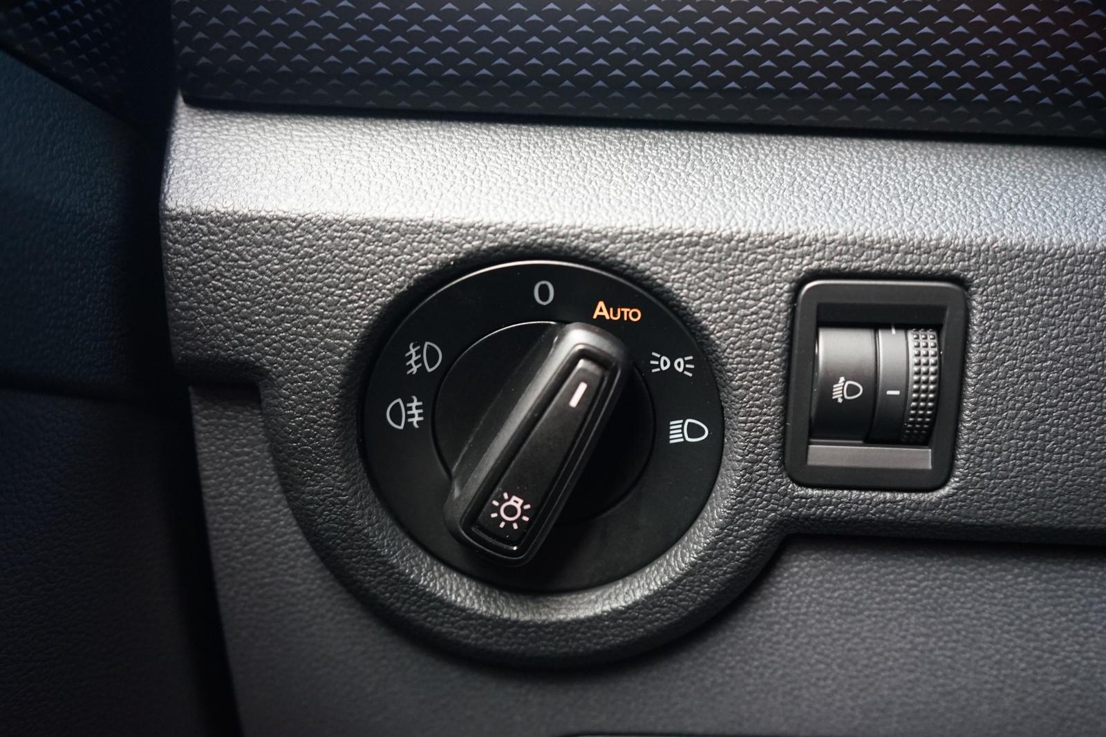 Volkswagen T-Cross 1.5 TSI DSG ACC Sitzheizung DAB, миниатюра 21